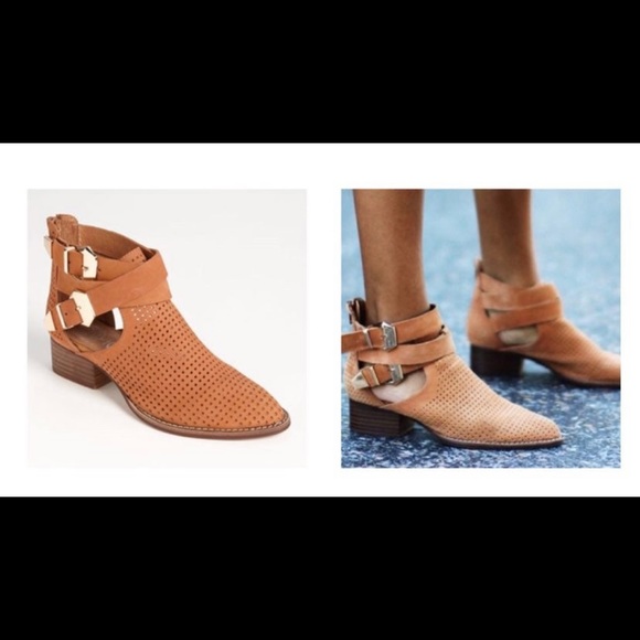 Jeffrey Campbell “Everly” Perforated Booties 10 - Picture 2 of 9